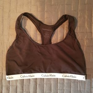 Med Calvin Klein sports bra